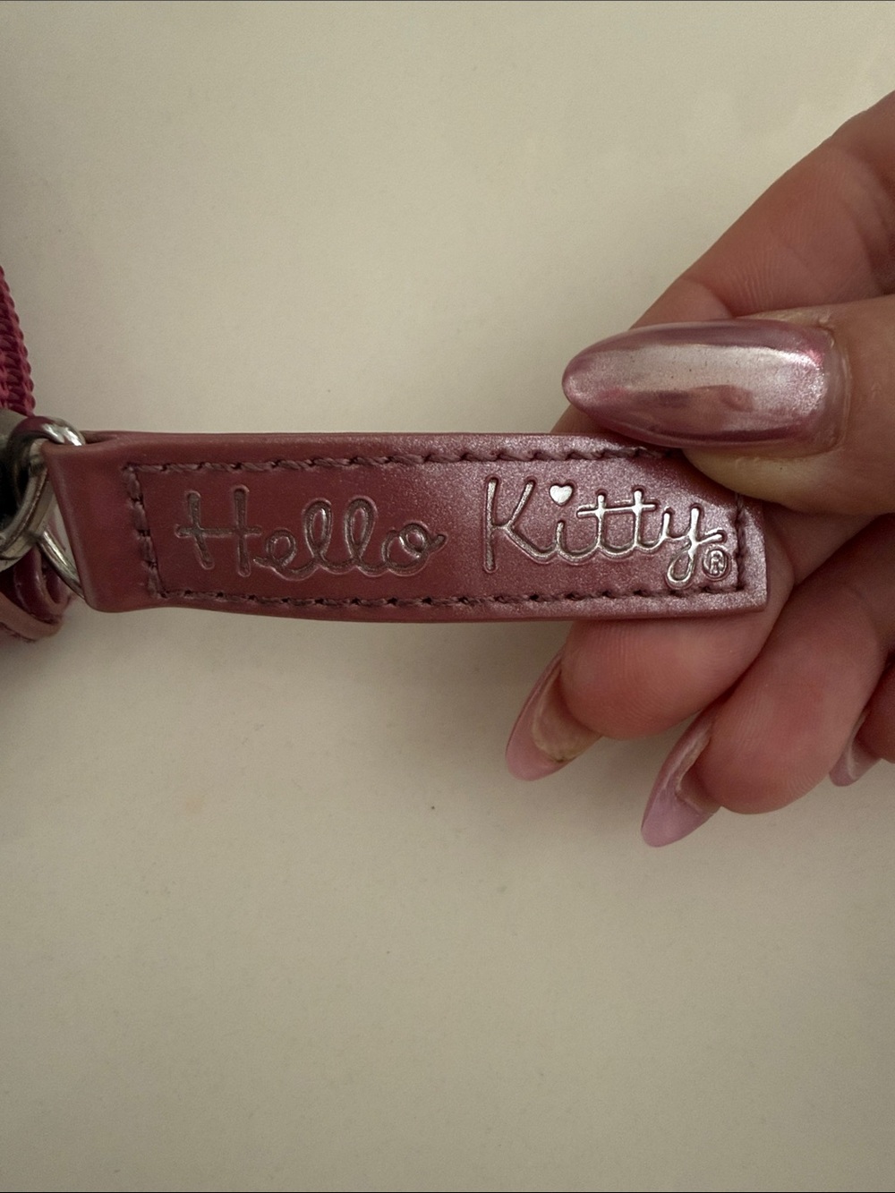 LOUNGEFLY Loves Hello Kitty 2012 Pink Embossed Zip Wallet HTF Sanrio - Picture 5 of 9